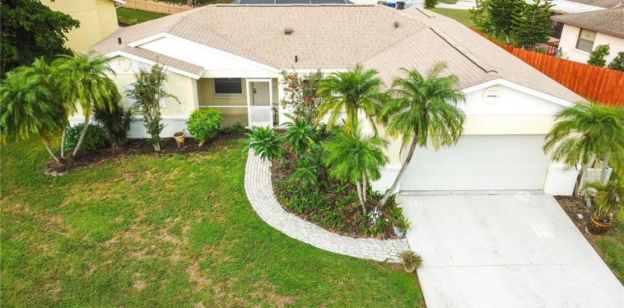 Casa en Sarasota, Florida 3 dormitorios, 124.86 m2 № 1916884