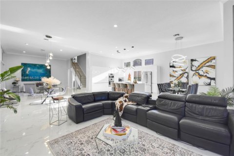 Casa en venta en Weston, Florida, 7 dormitorios, 367.15 m2 № 1964291 - foto 13