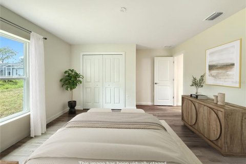 House in Port Charlotte, Florida 3 bedrooms, 155.89 sq.m. № 1831599 - photo 25