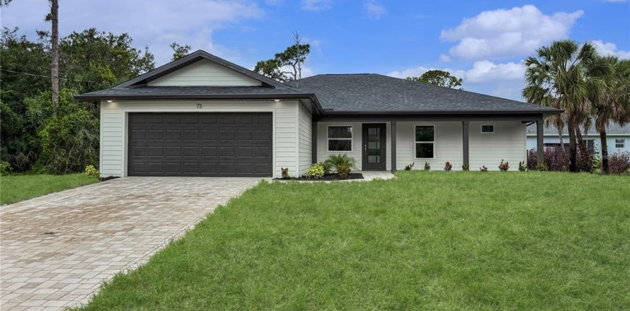House in Port Charlotte, Florida 3 bedrooms, 155.89 sq.m. № 1831599