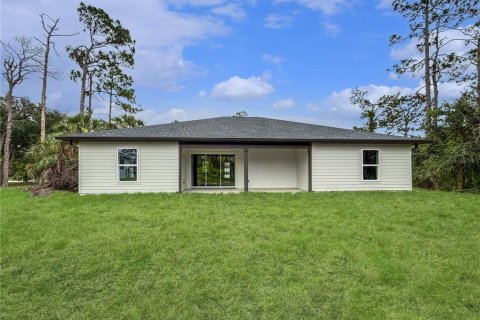 House in Port Charlotte, Florida 3 bedrooms, 155.89 sq.m. № 1831599 - photo 3