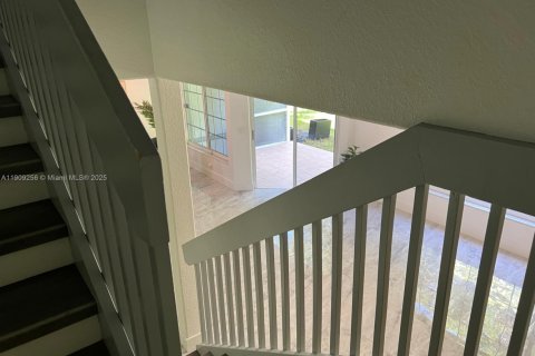 Touwnhouse à vendre à Coral Springs, Floride: 3 chambres, 146.79 m2 № 1965330 - photo 13