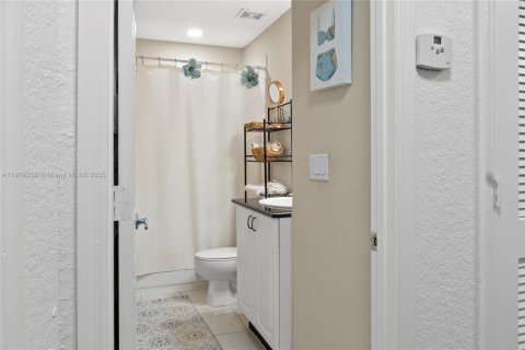 Touwnhouse à vendre à Coral Springs, Floride: 3 chambres, 146.79 m2 № 1965330 - photo 12