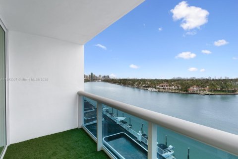 Apartment in Miami Beach, Florida 2 bedrooms, 123.19 sq.m. № 1841189 - photo 4
