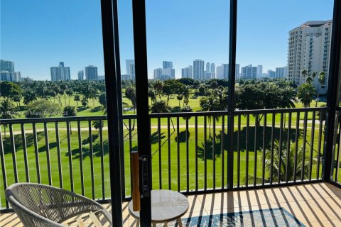 Купить кондоминиум в Авентура, Флорида 2 спальни, 107.49м2, № 1973934 - фото 8