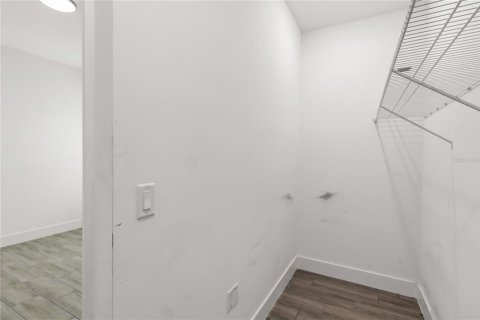Villa ou maison à louer à Kissimmee, Floride: 2 chambres, 150.13 m2 № 2411622 - photo 15
