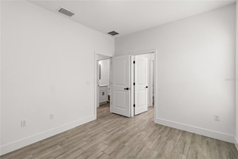 Villa ou maison à louer à Kissimmee, Floride: 2 chambres, 150.13 m2 № 2411622 - photo 14