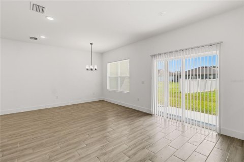 Villa ou maison à louer à Kissimmee, Floride: 2 chambres, 150.13 m2 № 2411622 - photo 7