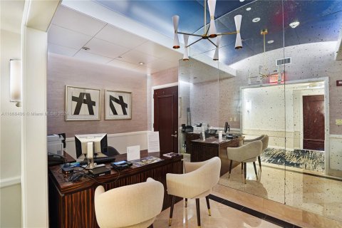 Copropriété à vendre à Miami Beach, Floride: 2 chambres, 103.86 m2 № 2154773 - photo 9