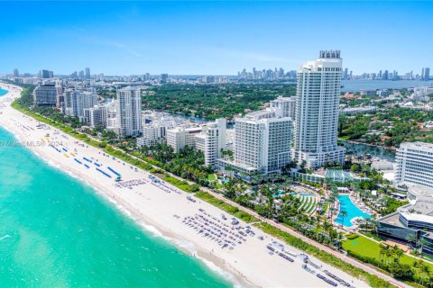 Copropriété à vendre à Miami Beach, Floride: 2 chambres, 103.86 m2 № 2154773 - photo 2