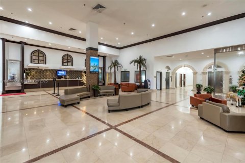 Condominio en venta en Sunny Isles Beach, Florida, 33.44 m2 № 1976151 - foto 27