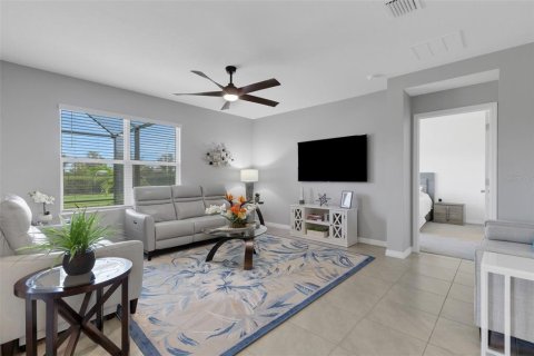House in Bradenton, Florida 4 bedrooms, 169.73 sq.m. № 2352374 - photo 24