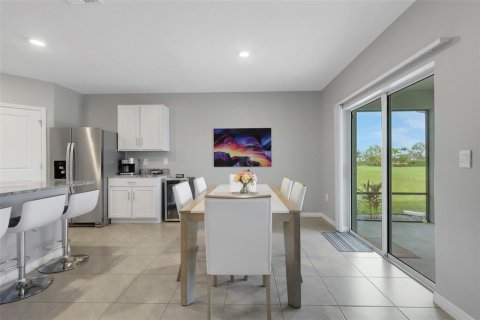 House in Bradenton, Florida 4 bedrooms, 169.73 sq.m. № 2352374 - photo 23