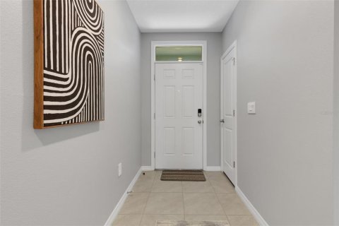 House in Bradenton, Florida 4 bedrooms, 169.73 sq.m. № 2352374 - photo 2