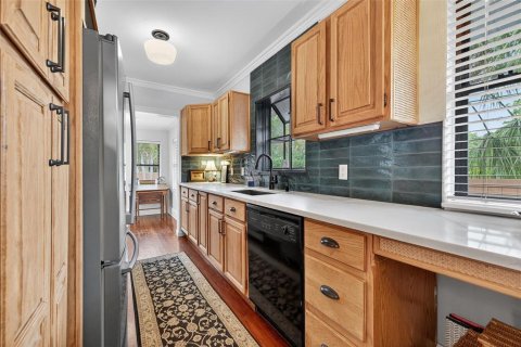 House in Saint Petersburg, Florida 2 bedrooms, 120.12 sq.m. № 1907592 - photo 23