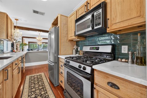 House in Saint Petersburg, Florida 2 bedrooms, 120.12 sq.m. № 1907592 - photo 28