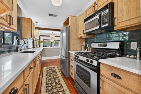 House in Saint Petersburg, Florida 2 bedrooms, 120.12 sq.m. № 1907592 - photo 29