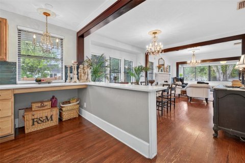 House in Saint Petersburg, Florida 2 bedrooms, 120.12 sq.m. № 1907592 - photo 22