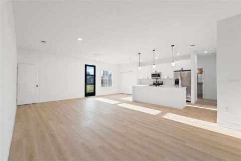 Casa en venta en Ocala, Florida, 4 dormitorios, 162.67 m2 № 1906971 - foto 17