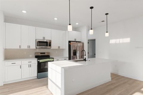 Casa en venta en Ocala, Florida, 4 dormitorios, 162.67 m2 № 1906971 - foto 9