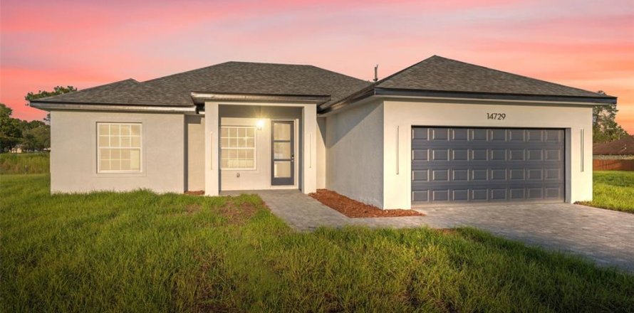 House in Ocala, Florida 4 bedrooms, 162.67 sq.m. № 1906971