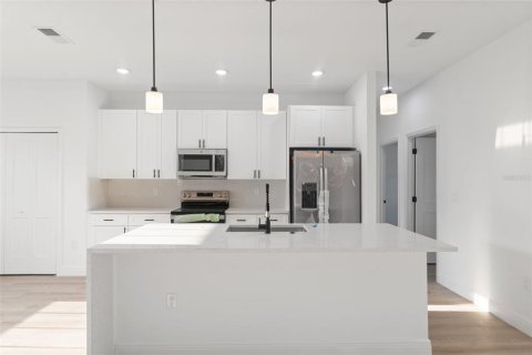 Casa en venta en Ocala, Florida, 4 dormitorios, 162.67 m2 № 1906971 - foto 8