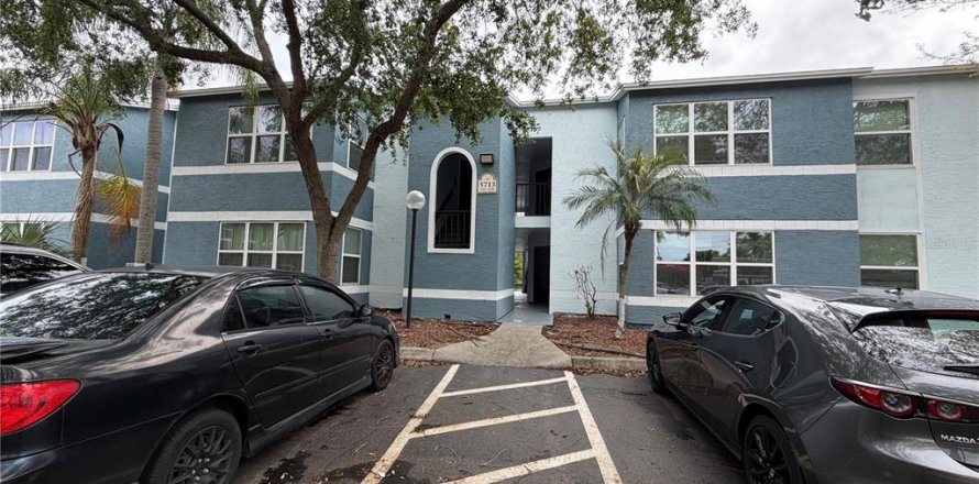Condo in Orlando, Florida, 2 bedrooms № 2112288
