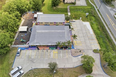 Commercial property in Titusville, Florida 876.63 sq.m. № 2228239 - photo 18