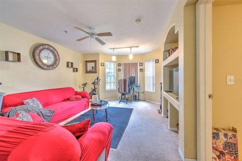 Condo in Temple Terrace, Florida, 1 bedroom  № 1629412 - photo 10