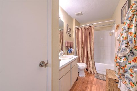 Condo in Temple Terrace, Florida, 1 bedroom  № 1629412 - photo 19
