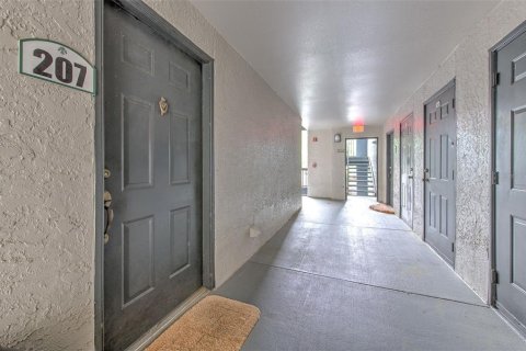 Condo in Temple Terrace, Florida, 1 bedroom  № 1629412 - photo 21