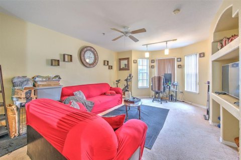 Condo in Temple Terrace, Florida, 1 bedroom  № 1629412 - photo 11