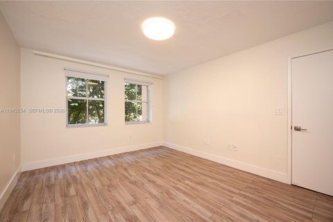 Copropriété à louer à Coral Gables, Floride: 2 chambres, 95.69 m2 № 2002301 - photo 17