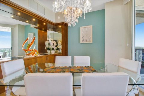 Condo in Fort Lauderdale, Florida, 3 bedrooms  № 2158629 - photo 19