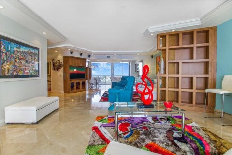 Condo in Fort Lauderdale, Florida, 3 bedrooms  № 2158629 - photo 6