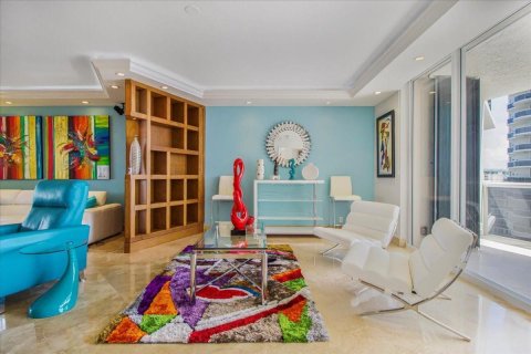 Condo in Fort Lauderdale, Florida, 3 bedrooms  № 2158629 - photo 5