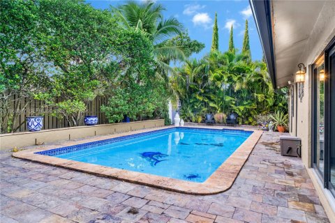 Villa ou maison à vendre à Miami, Floride: 3 chambres, 148.27 m2 № 2017818 - photo 18