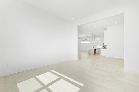 Casa en venta en Palm Beach Gardens, Florida, 3 dormitorios, 305.28 m2 № 2311508 - foto 5