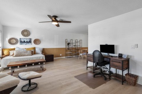 Villa ou maison à vendre à Delray Beach, Floride: 2 chambres, 158.77 m2 № 2421424 - photo 16