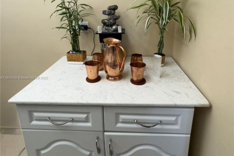 Copropriété à vendre à Aventura, Floride: 2 chambres, 100.06 m2 № 2022804 - photo 22