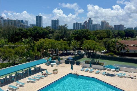 Copropriété à vendre à Aventura, Floride: 2 chambres, 100.06 m2 № 2022804 - photo 17