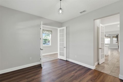 Townhouse in Winter Garden, Florida 3 bedrooms, 192.31 sq.m. № 1740585 - photo 18