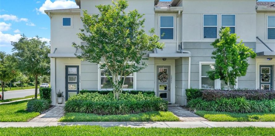 Townhouse in Winter Garden, Florida 3 bedrooms, 192.31 sq.m. № 1740585