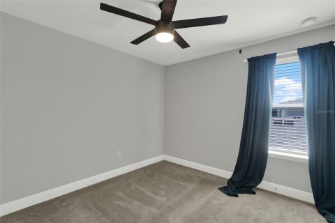 Townhouse in Winter Garden, Florida 3 bedrooms, 192.31 sq.m. № 1740585 - photo 20