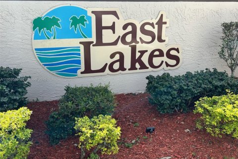 Villa ou maison à Pembroke Pines, Floride 2 chambres, 98.48 m2 № 2022236