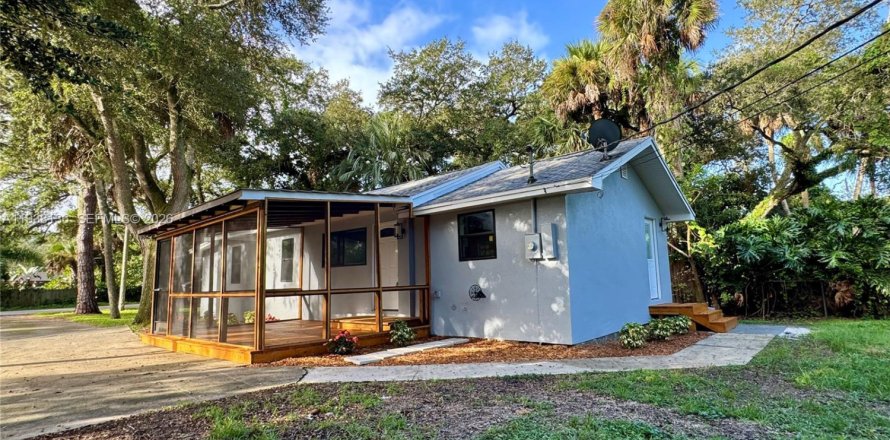 Casa en Cocoa, Florida 2 dormitorios, 95.13 m2 № 1996389