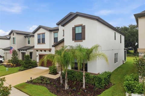 Villa ou maison à vendre à Fish Hawk, Floride: 5 chambres, 315.59 m2 № 2223657 - photo 2