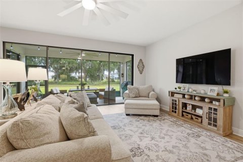Villa ou maison à vendre à Fish Hawk, Floride: 5 chambres, 315.59 m2 № 2223657 - photo 13