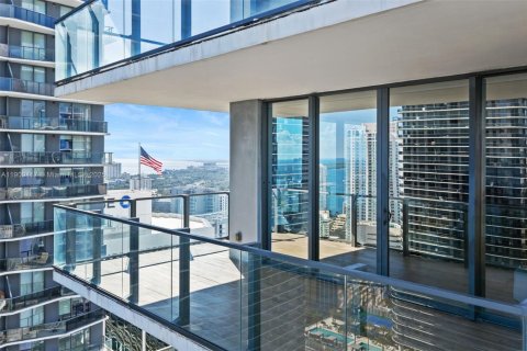 Condominio en venta en Miami, Florida, 2 dormitorios, 117.99 m2 № 1970340 - foto 28