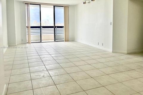 Купить кондоминиум в Авентура, Флорида 2 спальни, 109.72м2, № 1332779 - фото 6